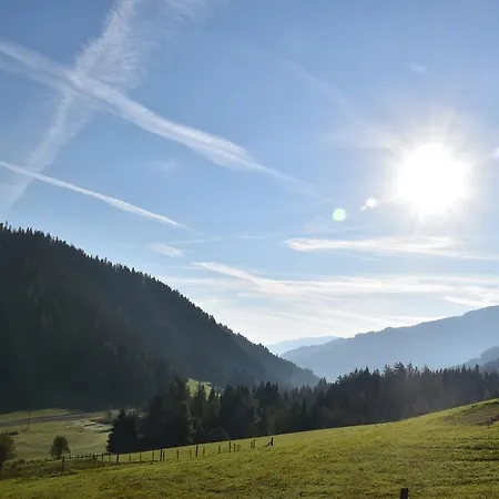 Gut Maierlehen Apartamento *